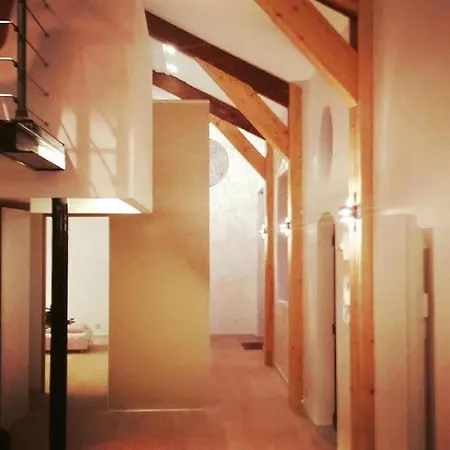 Apartament Loft Proche Paris, Charpente Apparente *