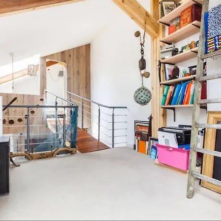 Loft Proche Paris, Charpente Apparente Apartament Pantin